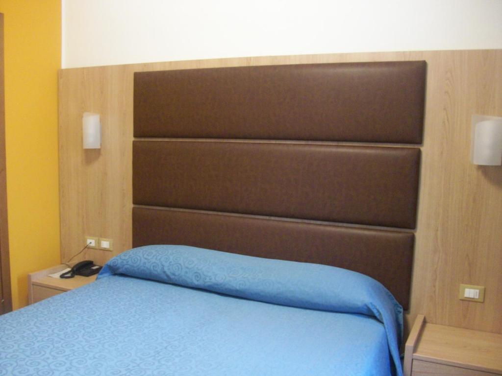 Hotel Mondial Lido di Jesolo Quarto foto